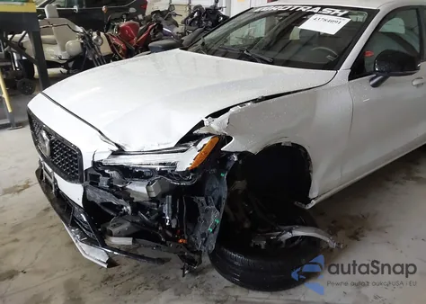 2024 Volvo S60 B5 Core Dark Theme from USA, damaged, VIN 7JRL12FKXRG321628